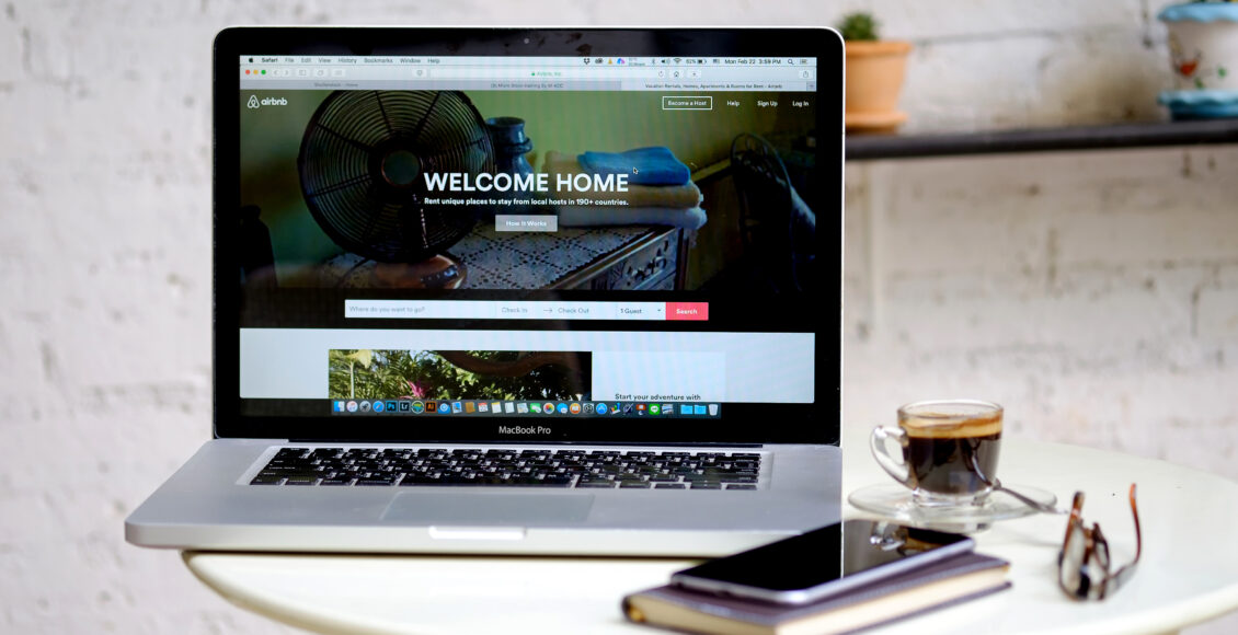 Airbnb website