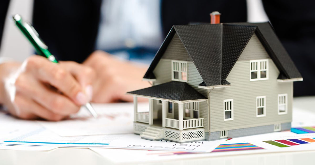 signing a contract as a property manager