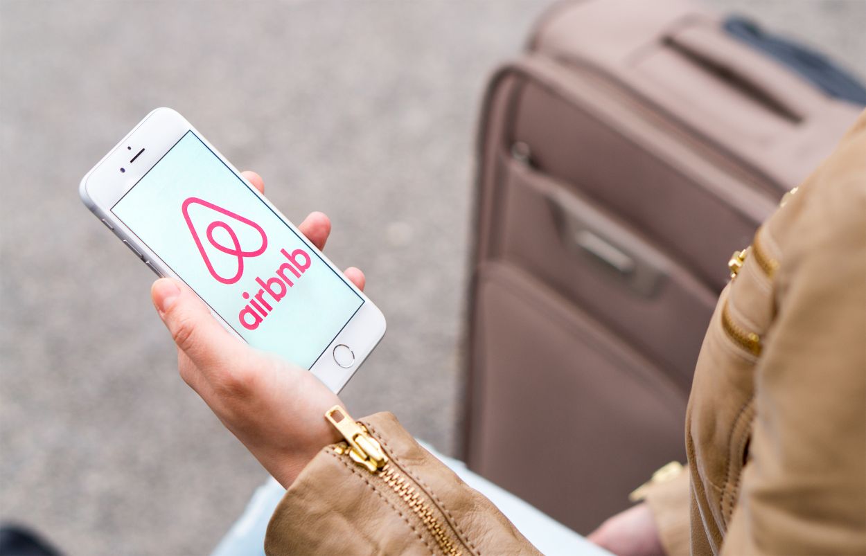 Airbnb Automation Definition & Benefits & 6 Important Tools