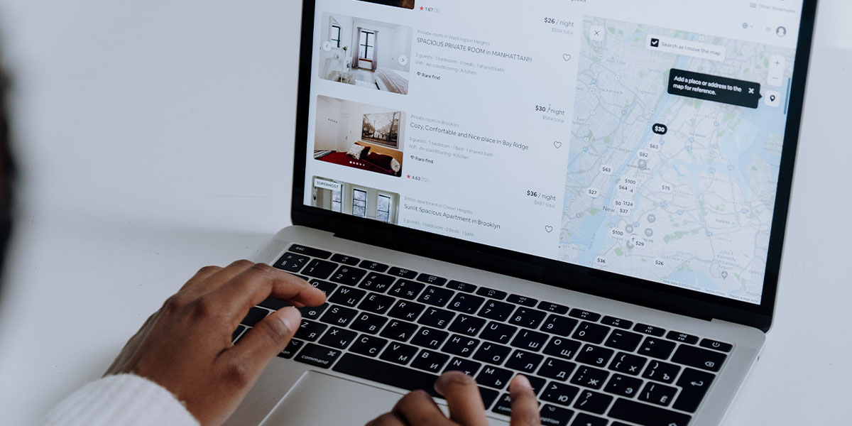 Airbnb management software